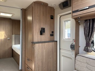 /photos/8531/1c4e4790-77e3-17da-3c8f-c6caaca83c8b_i320x240.jpg