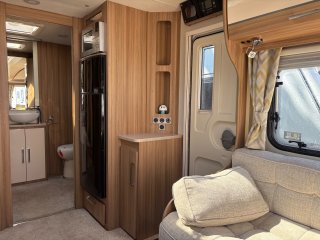 /photos/8531/32f9228c-dba1-518a-90f0-c43c97672a39_i320x240.jpg
