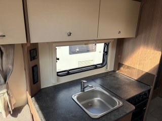 /photos/8531/44adefb6-df37-34fe-957c-5d5e0f78f77e_i320x240.jpg