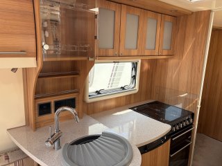 /photos/8531/5347a823-fd8b-e384-36d4-f597c74c405a_i320x240.jpg