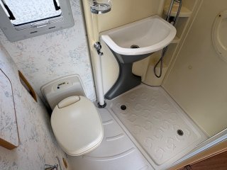 /photos/8531/5b0cab51-e84d-7197-9e44-411818cc7a9e_i320x240.jpg