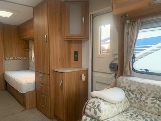 /photos/8531/81156d2d-311f-a6bd-b428-8aa7d0fc8273_i320x240.jpg