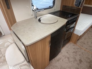 /photos/8531/8d5e037b-3a03-f5b7-1d6b-b6c221a9aac5_i320x240.jpg