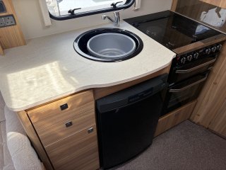 /photos/8531/9a08d213-5f28-d6bd-2acf-a9f396ab1562_i320x240.jpg