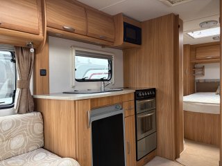 /photos/8531/aaf2e65f-17a2-1ed9-7c9b-e6c411143396_i320x240.jpg