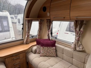 /photos/8531/ba2d7601-b828-16d0-52e8-2b81b702f4f6_i320x240.jpg