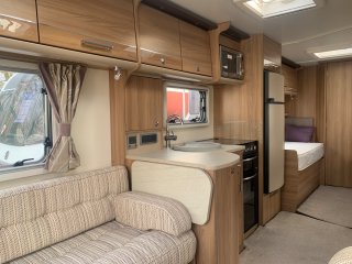 /photos/8531/cd71f0b6-8ff8-0194-2b70-7983d747bc00_i320x240.jpg