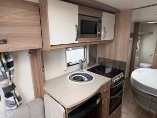/photos/8531/dd01afbf-c14f-40a1-9e3e-f9a90ec0c3f4_i320x240.jpg