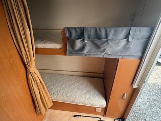 /photos/8531/e5e57f85-7d37-d187-cdd6-8185f9455a1e_i320x240.jpg