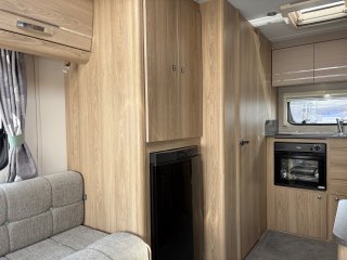 /photos/8531/ea3ea617-7f6d-c3ca-0bea-916f7edc268f_i320x240.jpg