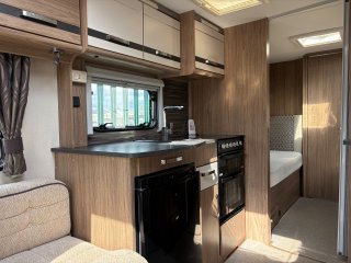 /photos/8531/f106e3fb-1a6a-9ef5-442b-68c124fde644_i320x240.jpg